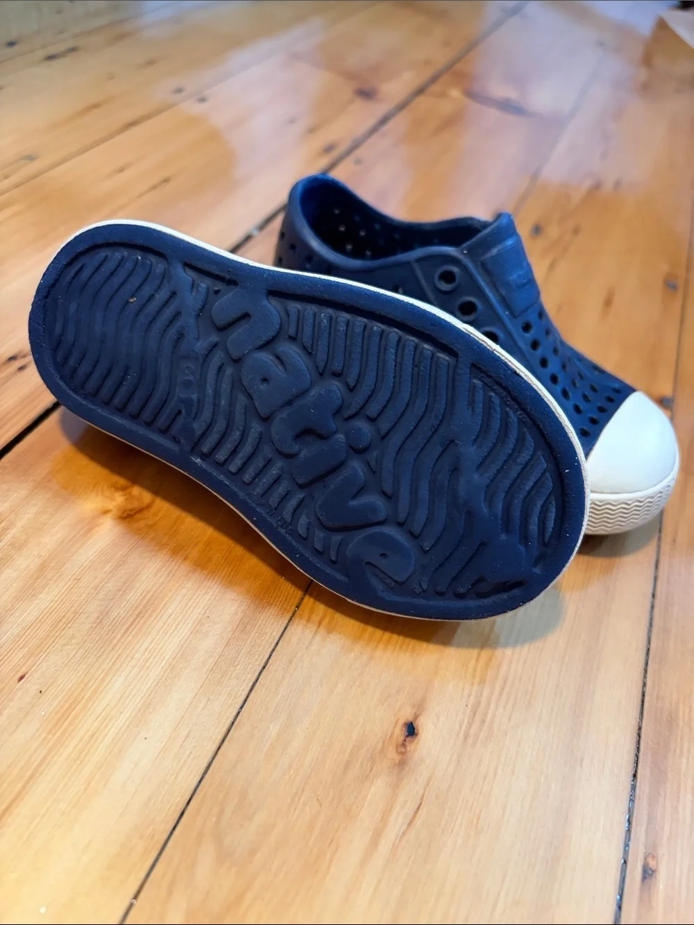 💦Native Jefferson C6 toddler Navy Slip-On Water Shoes - ready for summer!